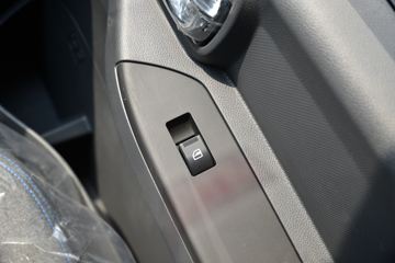 ���� ����������K6-L ��׼�� 160���� 4X2 4.17����س�(����)(4.33�ٱ�)(EQ5041XLC8CD2AC)ͼƬ