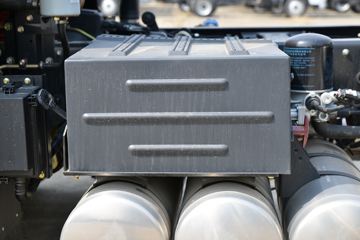 ���� ������K8 195���� 4X2 6.2����س�(����)(EQ5180XLC8CDEAC)ͼƬ