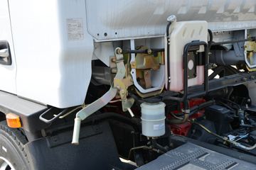 ���� ������K8 195���� 4X2 6.2����س�(����)(EQ5180XLC8CDEAC)ͼƬ