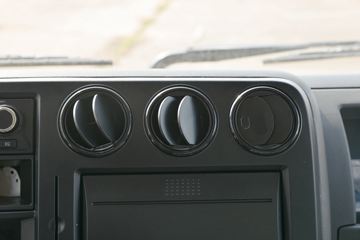 ���� ����������K6-L ��׼�� 160���� 4X2 4.17����س�(����)(4.33�ٱ�)(EQ5041XLC8CD2AC)ͼƬ