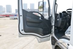 东风 凯普特星云K7 标准版 185马力 4.8米排半栏板轻卡(国六)(EQ1120S8TDC)