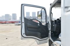 东风 凯普特星云K7 标准版 185马力 4.8米排半栏板轻卡(国六)(EQ1120S8TDC)