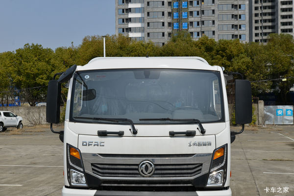 星云K6载货车哈尔滨市火热促销中 让利高达0.3万