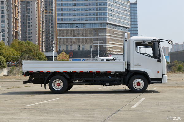 星云K6载货车哈尔滨市火热促销中 让利高达0.3万