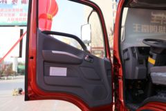 福田 时代领航ES5 金牛王 200马力 4X2 6.8米排半栏板载货车(国六)(BJ1184VKPFG-02)