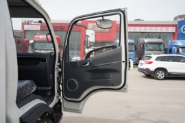 骏铃EV5(原帅铃i5)&nbsp;电动载货车内饰图片