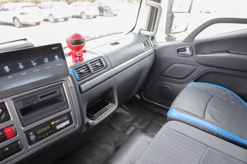  ŷR proϵ 2022 220 6.8 AMTԶʽػ()(BJ5186XXY-1M)ͼƬ