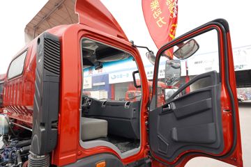 �й�����HOWO ���� 130���� 4.15��AMT�Զ�����ʽ�Ῠ(����)ͼƬ