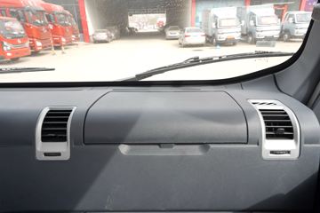�й�����HOWO ���� 130���� 4.15��AMT�Զ�����ʽ�Ῠ(����)ͼƬ