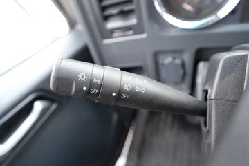 �й�����HOWO ���� 130���� 4.15��AMT�Զ�����ʽ�Ῠ(����)ͼƬ