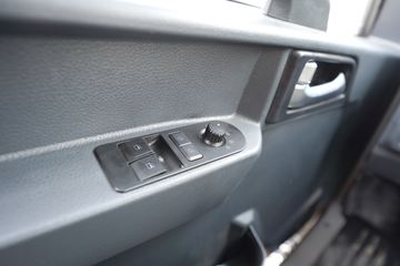 �й�����HOWO ���� 130���� 4.15��AMT�Զ�����ʽ�Ῠ(����)ͼƬ