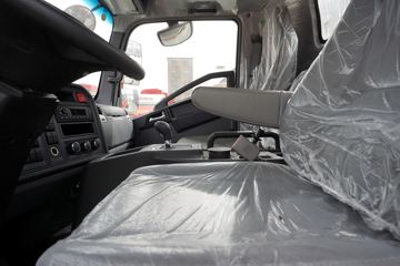 �й�����HOWO ���� 130���� 4.15��AMT�Զ�����ʽ�Ῠ(����)ͼƬ