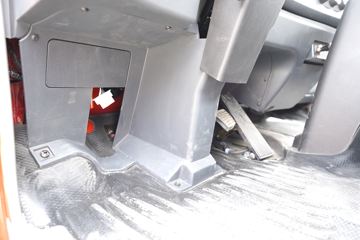 �й�����HOWO ���� 130���� 4.15��AMT�Զ�����ʽ�Ῠ(����)ͼƬ