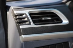 金杯 金卡S30 2022款 标准型 1.6L 123马力 汽油 3米单排栏板微卡(国六)(JKC1032D6L0) 金杯 金卡S30 2022款 标准型 1.6L 123马力 汽油 3米单排栏板微卡(国六)(JKC1032D6L0)