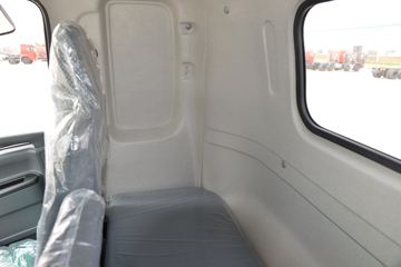 ����ʮͨ ���� 160���� 4X2 �泵�������䳵(STQ5149JSQN6)ͼƬ