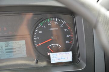 ����ʮͨ ���� 160���� 4X2 �泵�������䳵(STQ5149JSQN6)ͼƬ