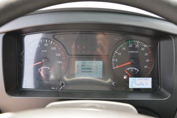 ����ʮͨ ���� 160���� 4X2 �泵�������䳵(STQ5149JSQN6)ͼƬ