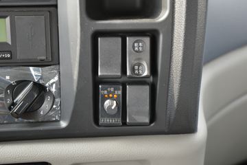 ����ʮͨ ��� ������ 270���� 8X4 7.2�������ػ���(STQ1311L16Y6B6)ͼƬ