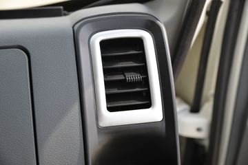 ����ʮͨ T3���� 160���� 4X2 4.2����ж��(STQ3166L03Y2N6)ͼƬ