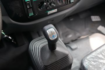 ����ʮͨ T3���� 160���� 4X2 4.2����ж��(STQ3166L03Y2N6)ͼƬ