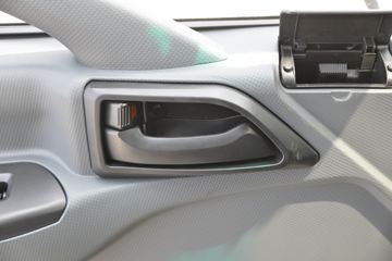 ����ʮͨ T3���� 160���� 4X2 4.2����ж��(STQ3166L03Y2N6)ͼƬ