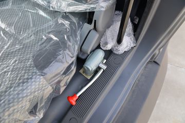 ����ʮͨ T3���� 160���� 4X2 4.2����ж��(STQ3166L03Y2N6)ͼƬ