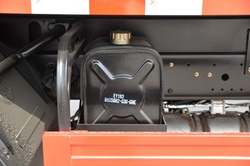 ����ʮͨ T3���� 160���� 4X2 4.2����ж��(STQ3166L03Y2N6)ͼƬ