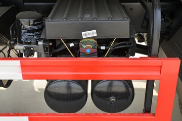 ����ʮͨ T3���� 160���� 4X2 4.2����ж��(STQ3166L03Y2N6)ͼƬ