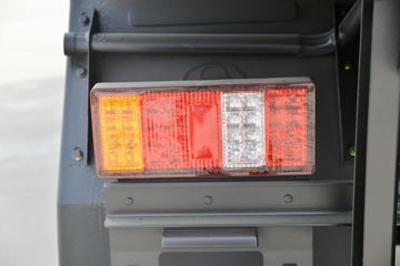 ����ʮͨ T3���� 160���� 4X2 4.2����ж��(STQ3166L03Y2N6)ͼƬ