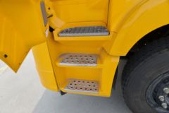 三环十通 昊龙 豪华版 300马力 8X4 5.8米自卸车(STQ3316L16Y6B6)