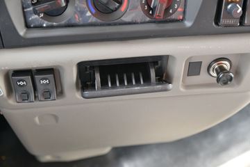 ����ʮͨ ��� ���ʰ� 270���� 8X4 7.2�ײ�դʽ�ػ���(����)(9��)(STQ5319CCYB6)ͼƬ