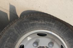 福田 时代领航5 131马力 4.18米单排栏板轻卡(国六)(BJ1044V9JDA-06)