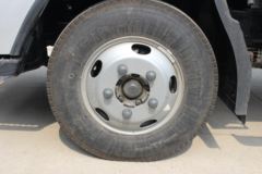 福田 时代领航5 131马力 4.18米单排栏板轻卡(国六)(BJ1044V9JDA-06)