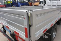 福田 时代领航5 131马力 4.18米单排栏板轻卡(国六)(BJ1044V9JDA-06)