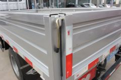 福田 时代领航5 131马力 4.18米单排栏板轻卡(国六)(BJ1044V9JDA-06)