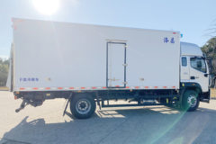 福田 欧航R 220马力 4X2 6.6米排半冷藏车(国六)(洛昌牌)(LCP5180XLC)