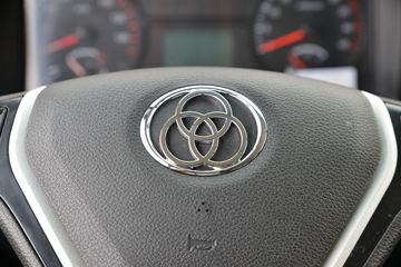 ����ʮͨ T3���� 200���� 4X4 4.2����ж��(����)ͼƬ