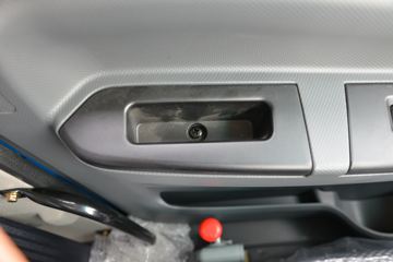 ����ʮͨ T3���� 200���� 4X4 4.2����ж��(����)ͼƬ