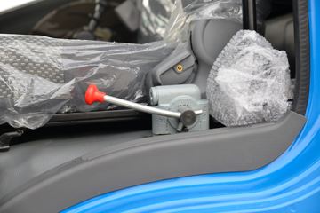 ����ʮͨ T3���� 200���� 4X4 4.2����ж��(����)ͼƬ