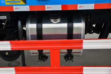 ����ʮͨ T3���� 200���� 4X4 4.2����ж��(����)ͼƬ