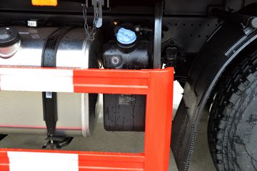 ����ʮͨ ��� 260���� 8X2 6.8����ж��(����)(STQ3319L12Y3A6)ͼƬ