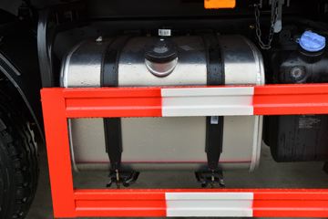 ����ʮͨ ��� 260���� 8X2 6.8����ж��(����)(STQ3319L12Y3A6)ͼƬ