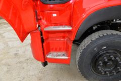 东风商用车 天龙VL重卡 300马力 6X4 9.76米栏板载货车(DFH1250AX7)