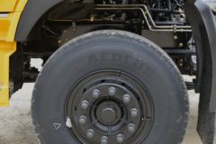 东风商用车 天龙VL 350马力 8X4 电源车底盘(国六)(DFH1310A9)