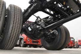 东风天锦VR&nbsp;电源车底盘图片