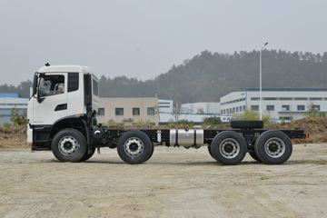 东风商用车底盘&nbsp;混凝土搅拌车外观                                                图片