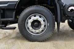 东风商用车 天锦KR 320马力 8X4 8方混凝土搅拌运输车(中联牌)(国六)(ZLJ5318GJBE8F)