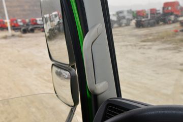 �������ó� ����KC�ؿ� 350���� 8X4 5.6����ж��(����)ͼƬ