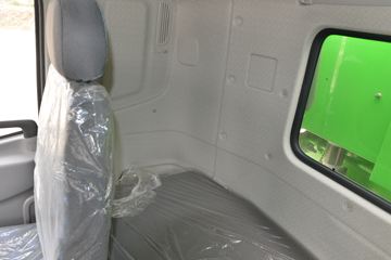 �������ó� ����KC�ؿ� 350���� 8X4 5.6����ж��(����)ͼƬ