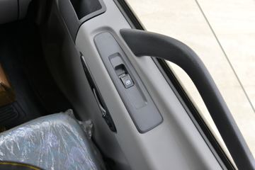 �������ó� ����KC�ؿ� 350���� 8X4 5.6����ж��(����)ͼƬ